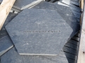 Pas hexagonal en ardoise noire